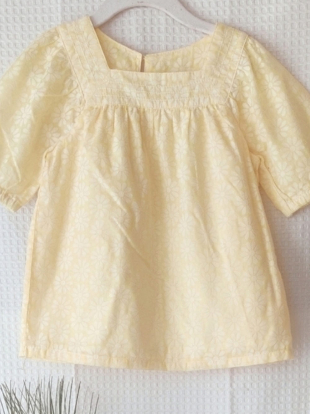 Cherokee Little Girls Yellow Blouse  Size 5T 💰